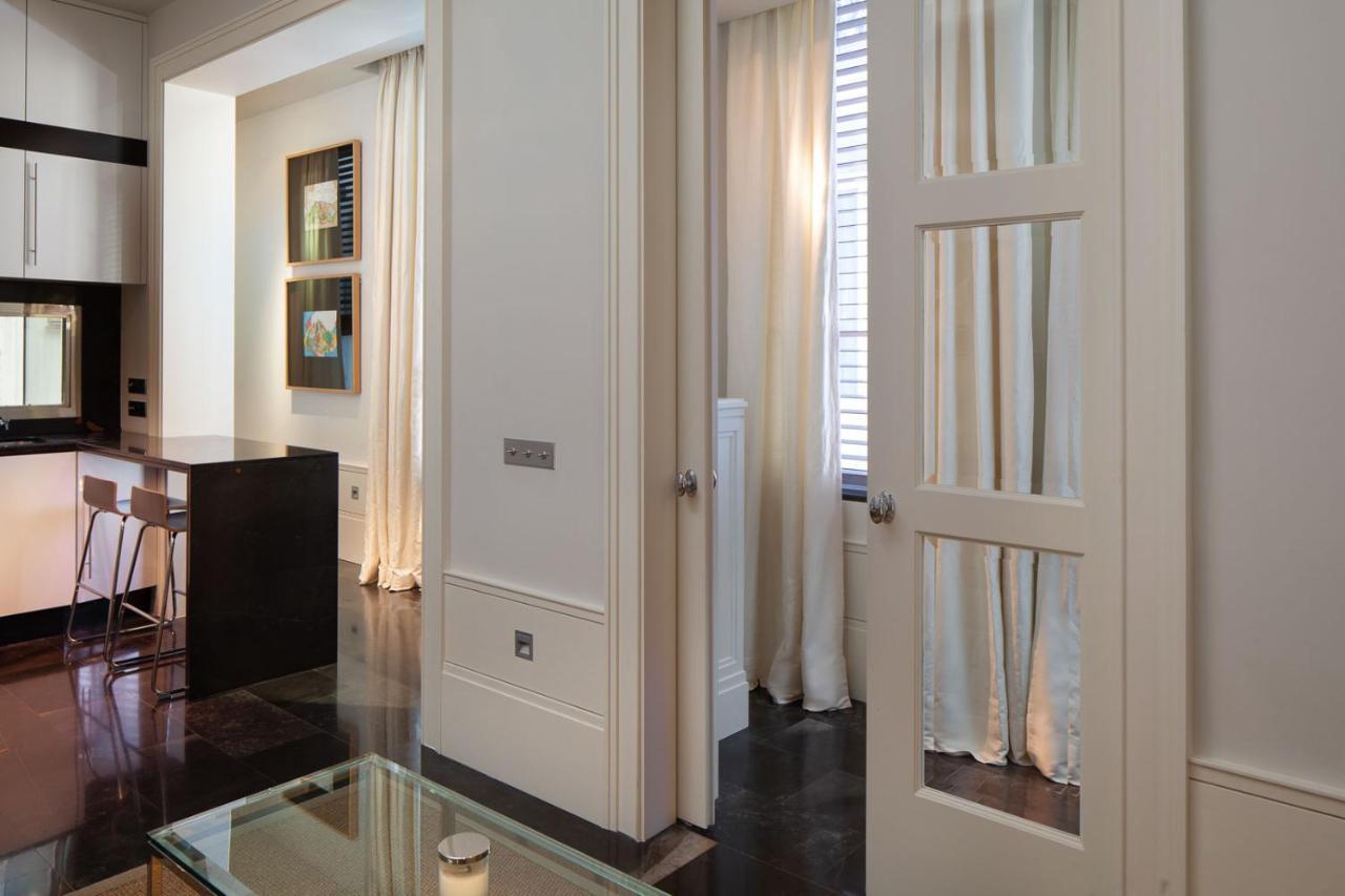 Elegante Apartamento Plaza Constitucion Málaga Kültér fotó