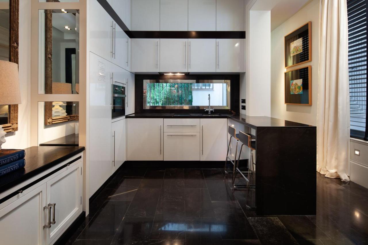 Elegante Apartamento Plaza Constitucion Málaga Kültér fotó
